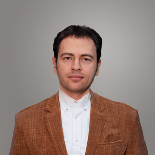 Headshot of Igor Kirilenko